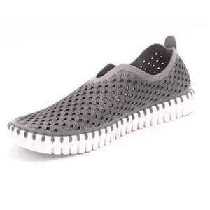 Ilse Jacobsen Grey Slip-On Perforated Knit Sneaker with White Sole